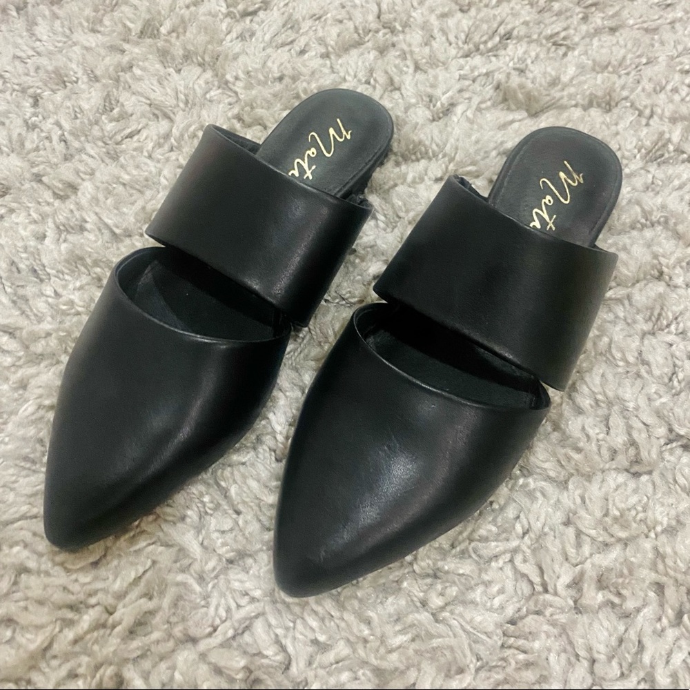 Matisse NEW black flats / slides